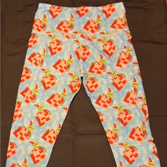 The Grinch Leggings - Picture 2 of 4